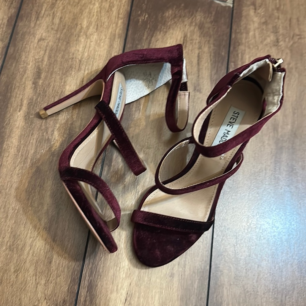 Velour Steven madden heels